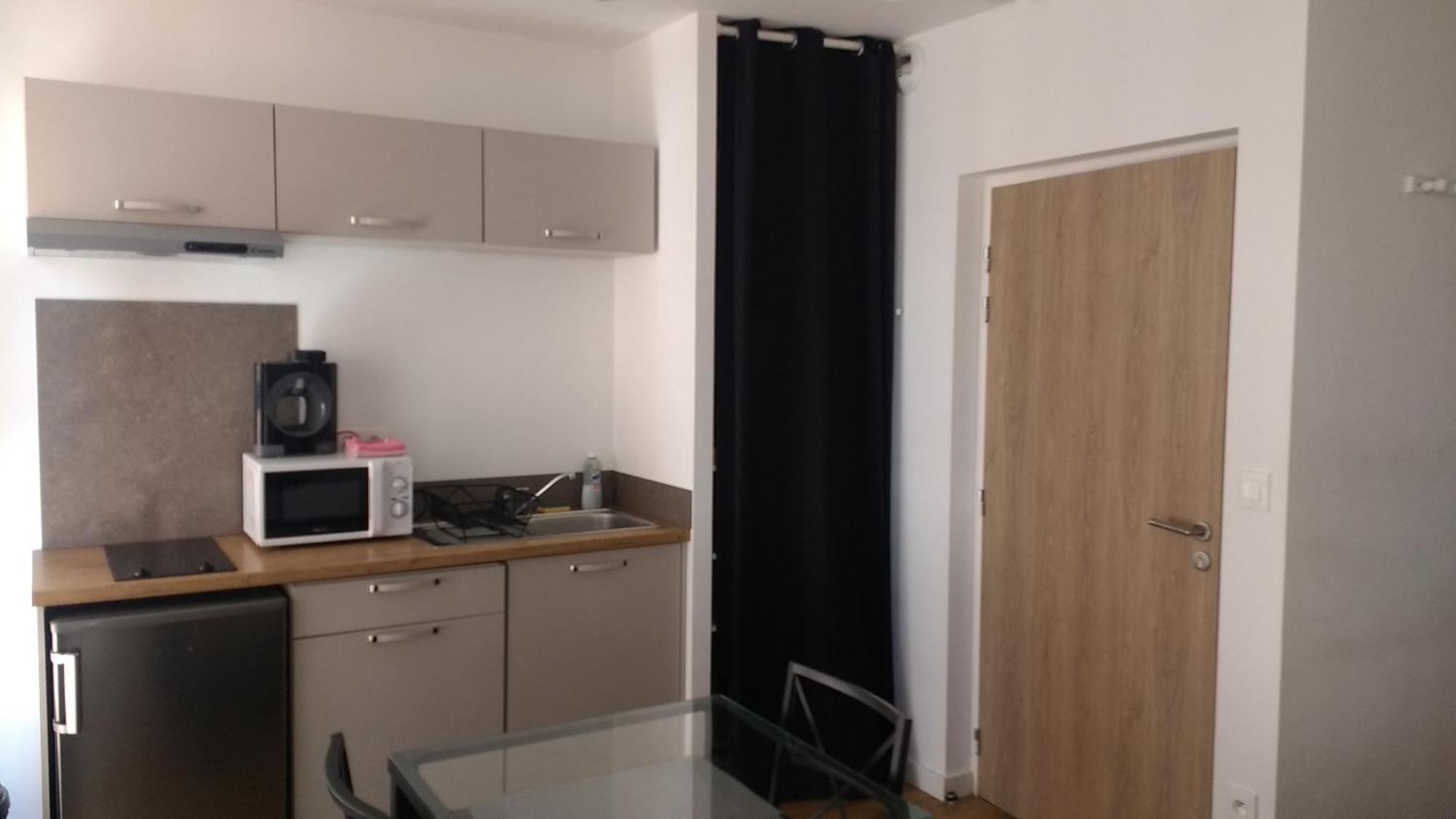 Palais De Justice Apartment *